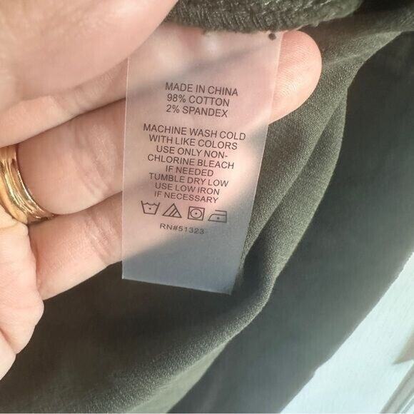 Vince Camuto Womens Olive Corduroy A-Line Skirt Size 12P Zip Pocket Fall - Picture 11 of 13